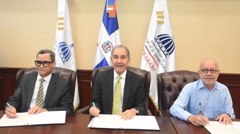 Gobierno y sector privado impulsan empleos dignos en el Este