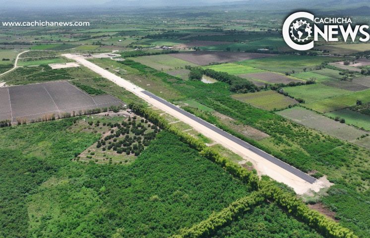 Inician asfaltado de la pista en el Aeropuerto Doméstico El Granero del Sur en  San Juan