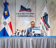 Victor D’Aza anuncia Presidencia transferirá RD$4,000 millones a los ayuntamientos