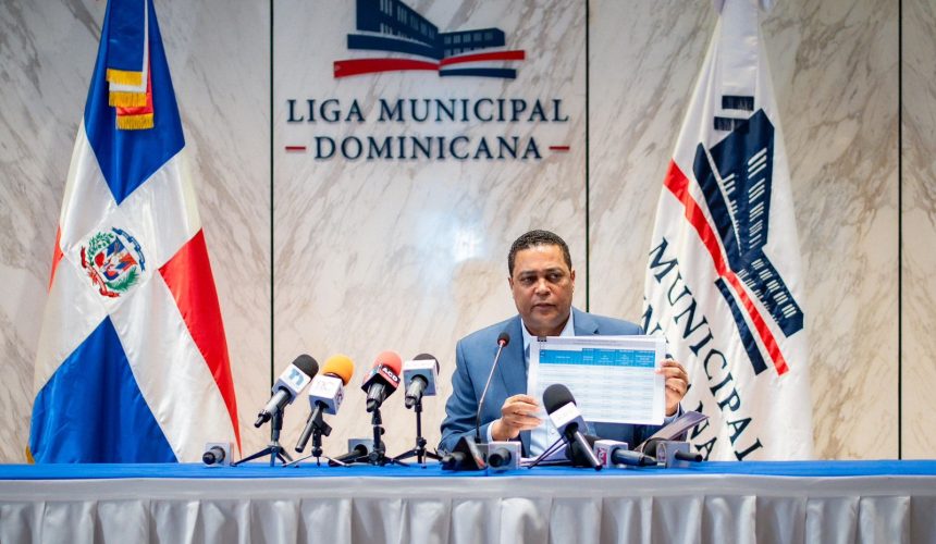 Victor D’Aza anuncia Presidencia transferirá RD$4,000 millones a los ayuntamientos