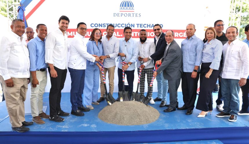 Kelvin Cruz da primer palazo para construcción de techado Multiuso en el sector de Honduras, DN
