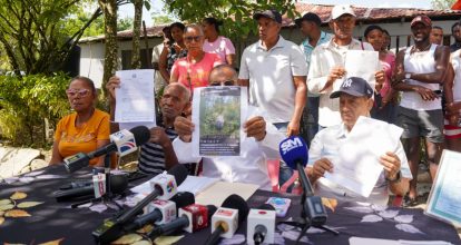 Familias de Villa Altagracia denuncian intento de despojo de tierras adjudicadas en la reforma agraria