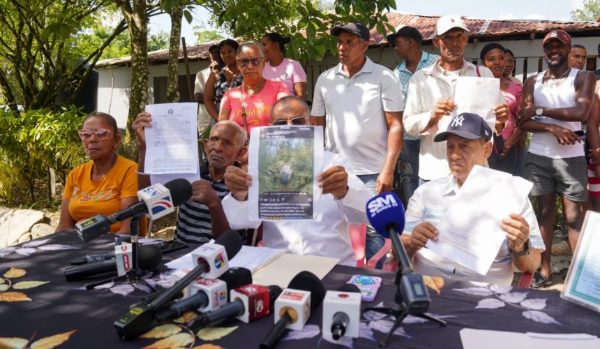 Familias de Villa Altagracia denuncian intento de despojo de tierras adjudicadas en la reforma agraria
