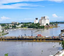 Cierran el Puente Flotante este sábado por paso de embarcación