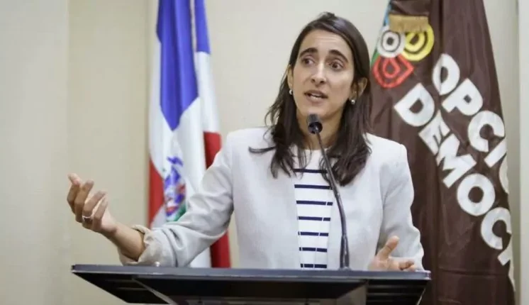 “¿Quién está defendiendo a las familias?”: Virginia Antares critica reforma laboral