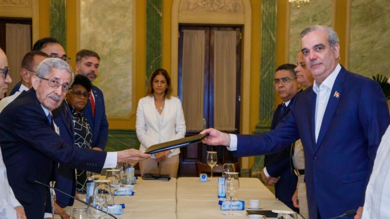 RD creará Observatorio de Migración Laboral como parte de acuerdos ante crisis haitiana