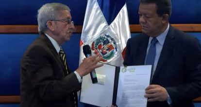 Consejo Económico y Social entrega a Leonel Fernández informe sobre la situación de Haití