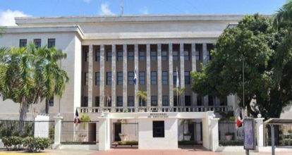 Educación impulsa nuevas medidas para garantizar transparencia en el uso de recursos para mantenimiento correctivo