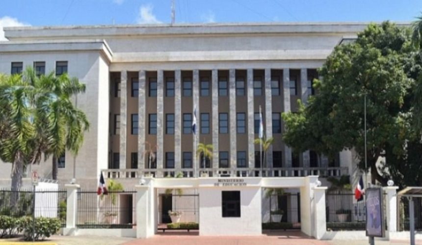 Educación impulsa nuevas medidas para garantizar transparencia en el uso de recursos para mantenimiento correctivo