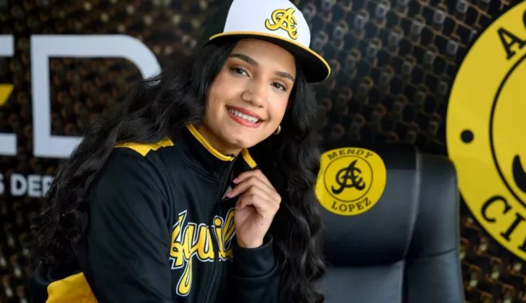 Miluxi López elegida madrina oficial de las Águilas Cibaeñas