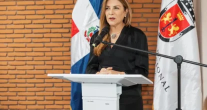 Carolina Mejía anuncia 250 becas de Google para formación en IA y análisis de datos