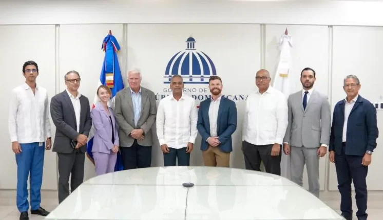 Delegación de EE.UU. observa el desarrollo del país en tierras raras