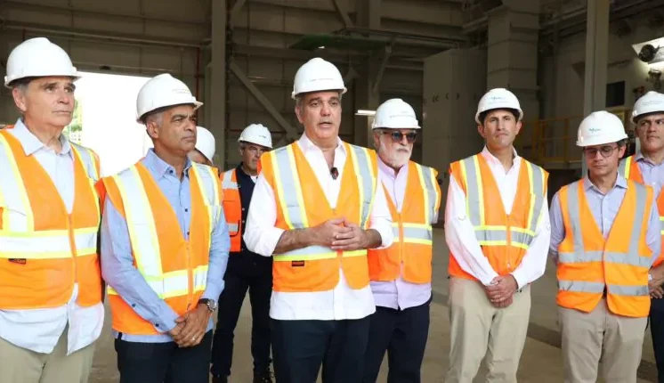 Abinader supervisa nueva planta Energas 4 que incorporará 130 MW al sistema eléctrico nacional