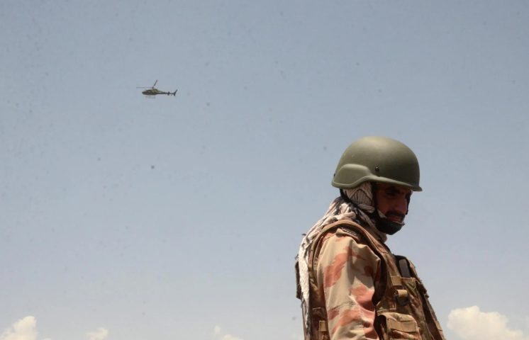 Al menos 21 muertos, la mayoría mujeres y niños, en un bombardeo de aviación de Pakistán