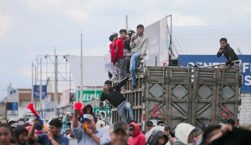 El Gobierno de Ecuador alerta de «actos terroristas» en medio de las protestas sociales