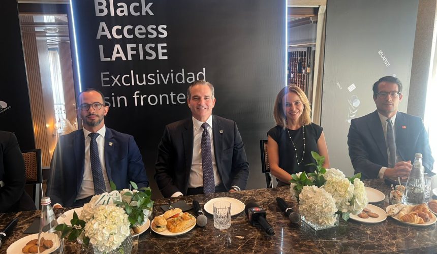 Banco LAFISE lanza al mercado la Mastercard Black LAFISE