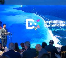 Presentan en París a Miches como modelo de desarrollo turístico sostenible