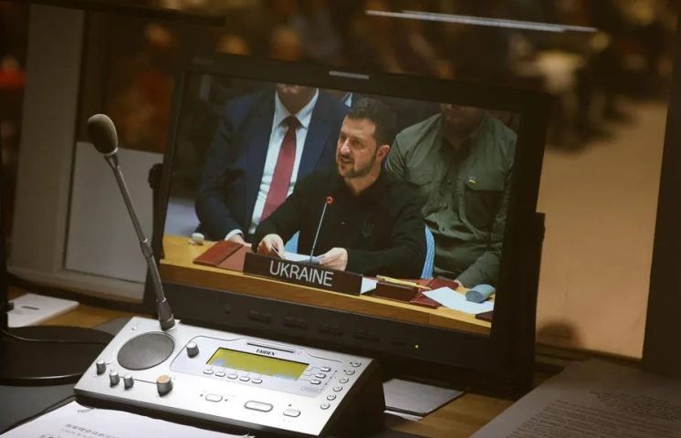 Zelenski dice estar dispuesto a dejar el poder cuando acabe la guerra en Ucrania