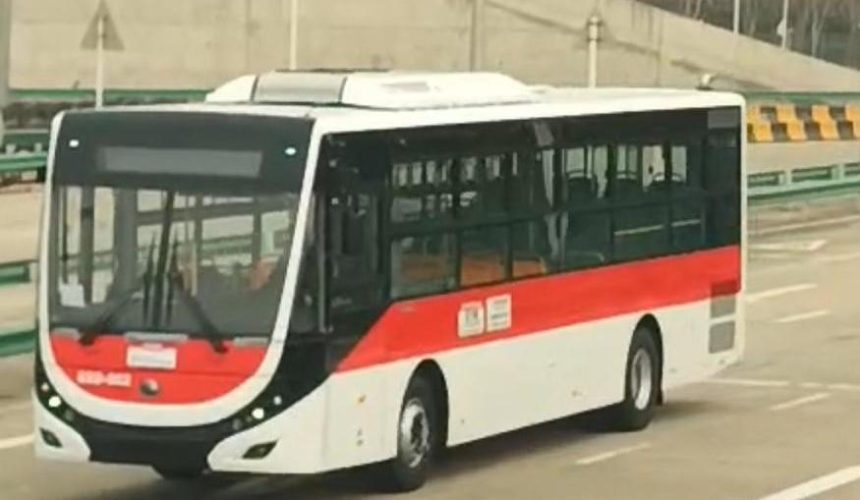 Juan Hubieres exige devolver a Banreservas unos RD$240MM en compra de autobuses sobrevaluados