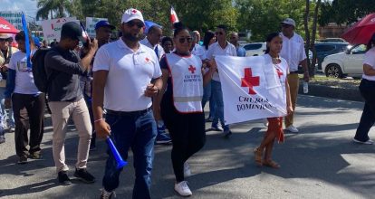 Cruz Roja Filial Herrera reafirma compromiso en marcha por el Día de la Biblia
