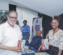 Desarrollo de la Comunidad impulsa escritoras dominicanas en la Feria del Libro