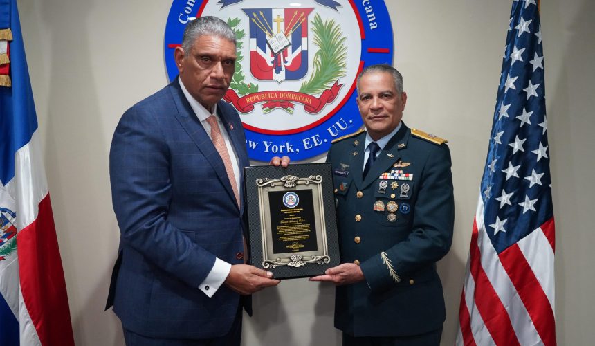 General dominicano Fernando Hernández Calcaño es homenajeado en Nueva York por su histórica designación en la ONU