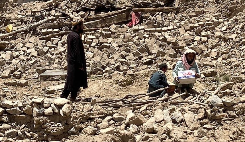 Cifra de muertos por terremoto en Afganistán supera los 1,400 