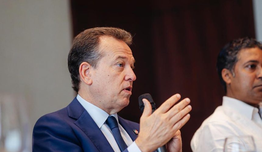 Ito Bisonó resalta lucha contra comercio ilícito y apuesta a la economía naranja en La Mesaza de GALA Media Group