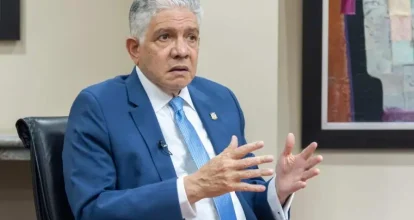 Ministro de Obras Públicas pide cuentas a Aerodom sobre apagón en el AILA