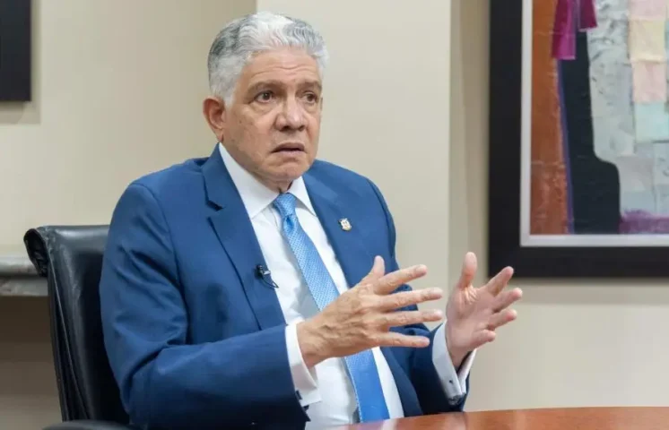 Ministro de Obras Públicas pide cuentas a Aerodom sobre apagón en el AILA