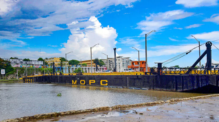 Puente Flotante permanecerá cerrado dos horas este sábado
