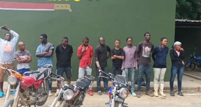 Arrestan 11 haitianos indocumentados y ocupan tres motocicletas en Mao