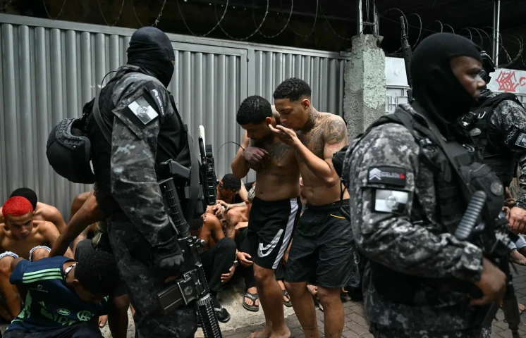 Operativo policial deja al menos 64 muertos en Río de Janerio, Brasil