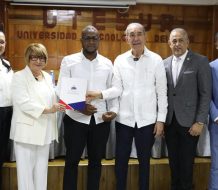 MESCyT otorga 117 becas nacionales a estudiantes de Universidad Tecnológica del Sur (UTESUR), en Azua
