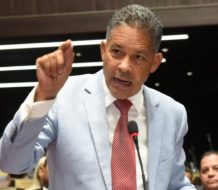 Diputado Eugenio Cedeño: “Los diputados somos unos mierda, la policia no nos respeta”