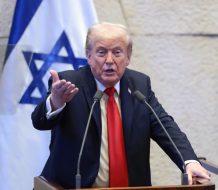 Trump anuncia que EE.UU. hundió otro barco con seis 