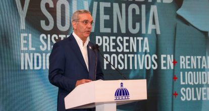 Abinader exigirá renuncias a presidenciables del PRM