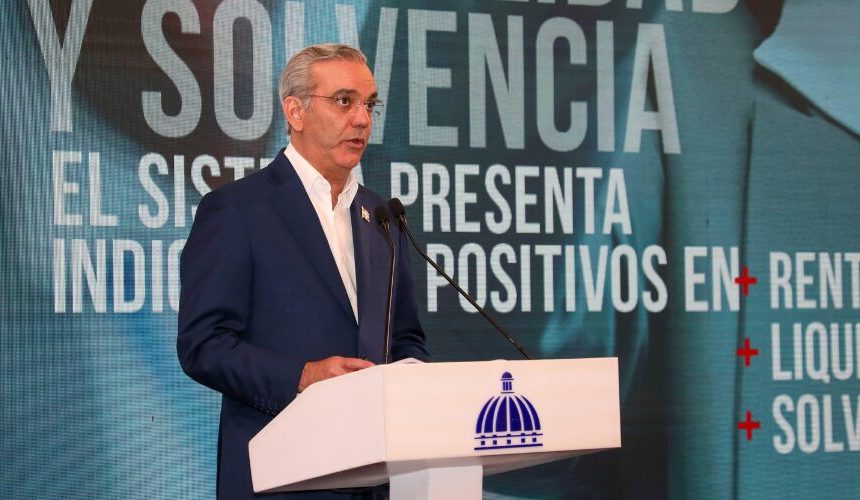 Abinader exigirá renuncias a presidenciables del PRM