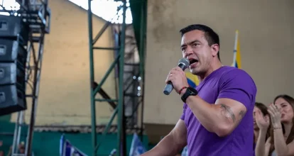 El presidente de Ecuador asevera que no retrocederán ante «las mafias»