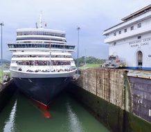 El Canal de Panamá abre la temporada de cruceros y espera 195 tránsitos de estos buques