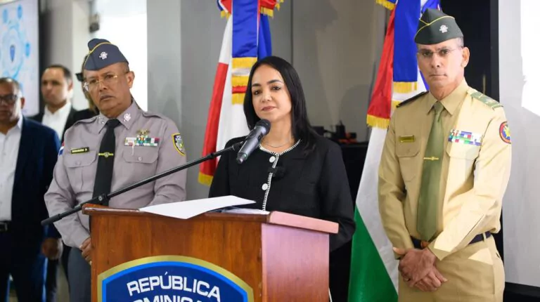 Gobierno dice  refuerza control migratorio con más de 9 mil haitianos deportados