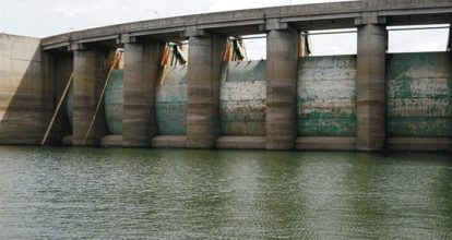 Autoridades aseguran vertido de la presa de Sabaneta se mantiene bajo control y no amenaza comunidades cercanas