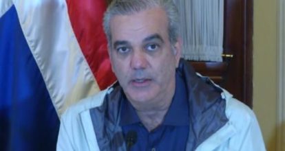 Presidente Abinader mantiene la suspensión de labores y docencia este viernes por la tormenta tropical Melissa