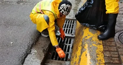 Brigadistas Alcaldía DN trabajan para mitigar los efectos de las lluvias