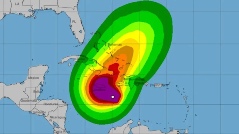 Tormenta Melissa gana fuerza y podría convertirse en huracán en las próximas horas, según Indomet