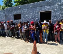 Arrestan 25 haitianos indocumentados que se desplazaban en autobús en Puerto Plata