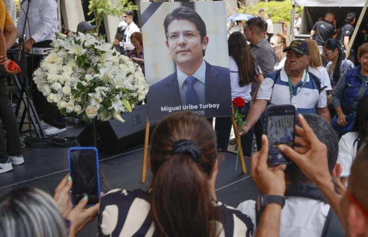 Fiscalía colombiana imputa otro implicado en el asesinato de Miguel Uribe Turbay