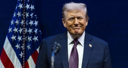 Trump busca restringir la atención médica específica para menores transgénero en EE.UU.