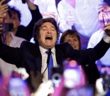 Javier Milei logra histórica victoria en las elecciones legislativas argentinas