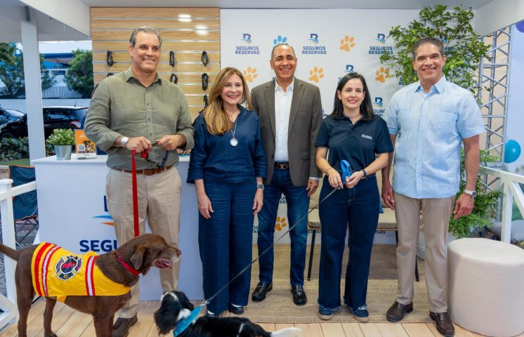 Seguros Reservas lanza su seguro de mascotas durante el Animal Fest 2025 